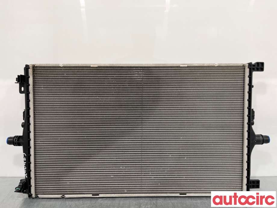 Radiator (automat gir) til Tesla Model 3, 2018-2023 (Fase 1)  (TESLA|1494175-00-A)