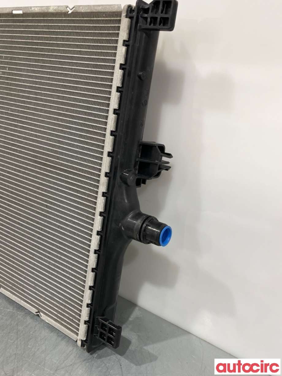 Radiator (automat gir) til Tesla Model 3 2018-2023 (Fase 1) (TESLA|1494175-00-A|)