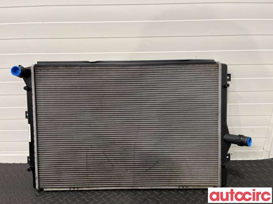 Radiator (manuell gir) til VW Caddy 2010-2015 (Type III, Fase 2)  (VOLKSWAGEN|1K0121251EH||1K0121251AB)
