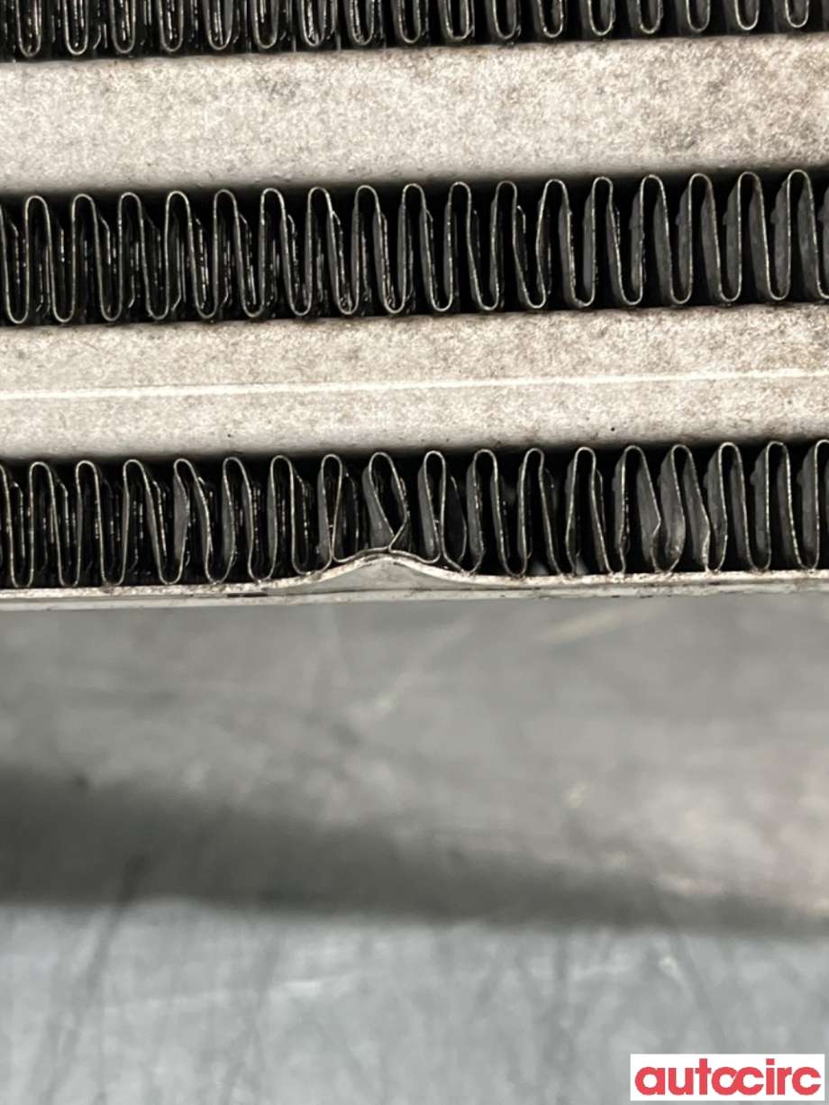 Intercooler til Ford Focus 2011-2014 (Type III, Fase 1)  (FORD|1778294|BV61-9L440-CG|2027395)