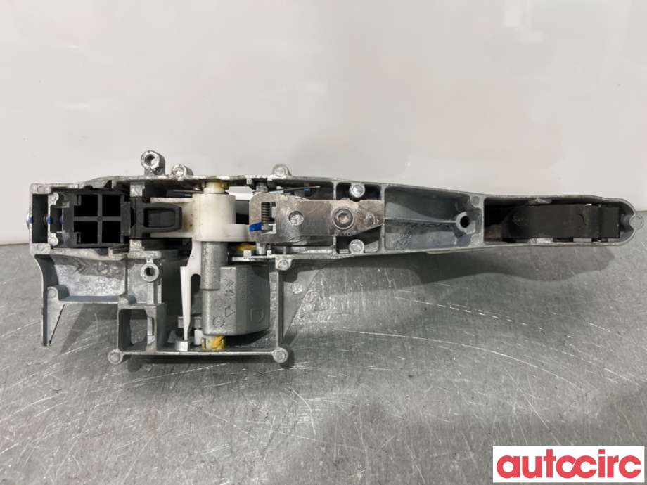 Dørhåndtak utv høyre foran til Peugeot 208 2012-2019 (Type I)  (PEUGEOT|9101GH|9680168580|910959)