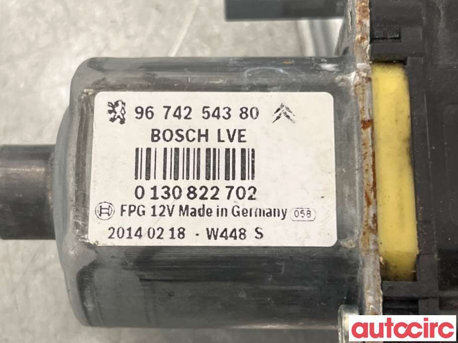 Ruteheis høyre foran til Peugeot 208 2012-2019 (Type I)  (PEUGEOT|9673154380|0130822702|9674254380)