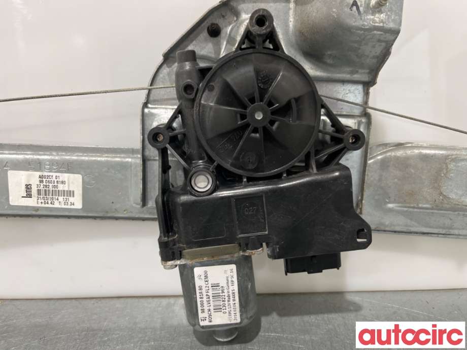 Ruteheis venstre foran til Peugeot 208 2012-2019 (Type I)  (PEUGEOT|9806088180|0130822969|9816402180)