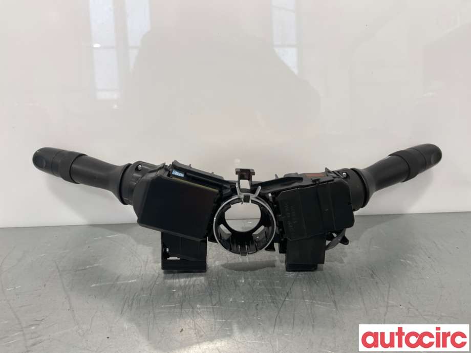 Bryter combi til Toyota Avensis 2009-2015 (Type III, Fase 1)  (TOYOTA|8465205210||8414005190)