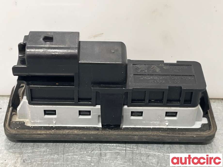 Bakluke/bakdør håndtak til Peugeot 208 2012-2019 (Type I)  (PEUGEOT|9676028380|)