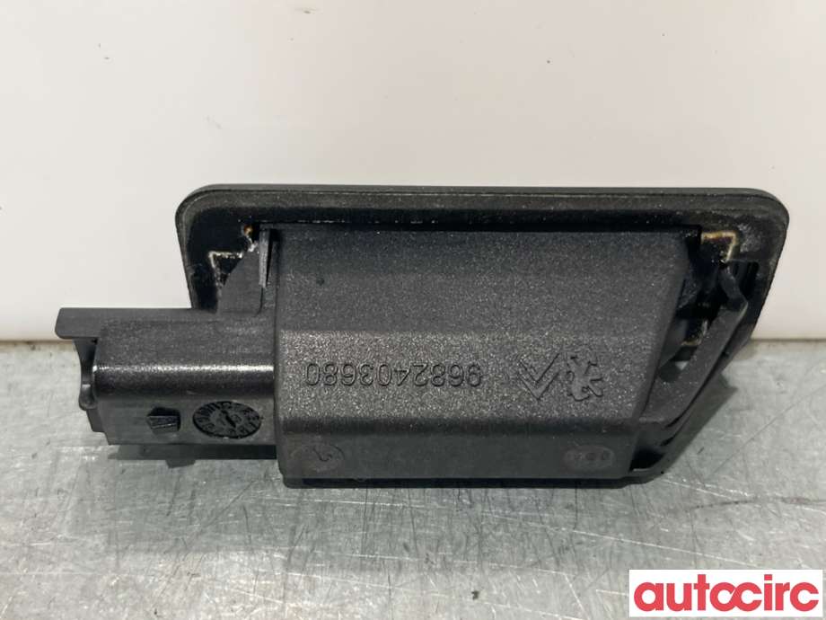 Skiltlys til Peugeot 208 2012-2019 (Type I)  (PEUGEOT|6340G3||9682403680)