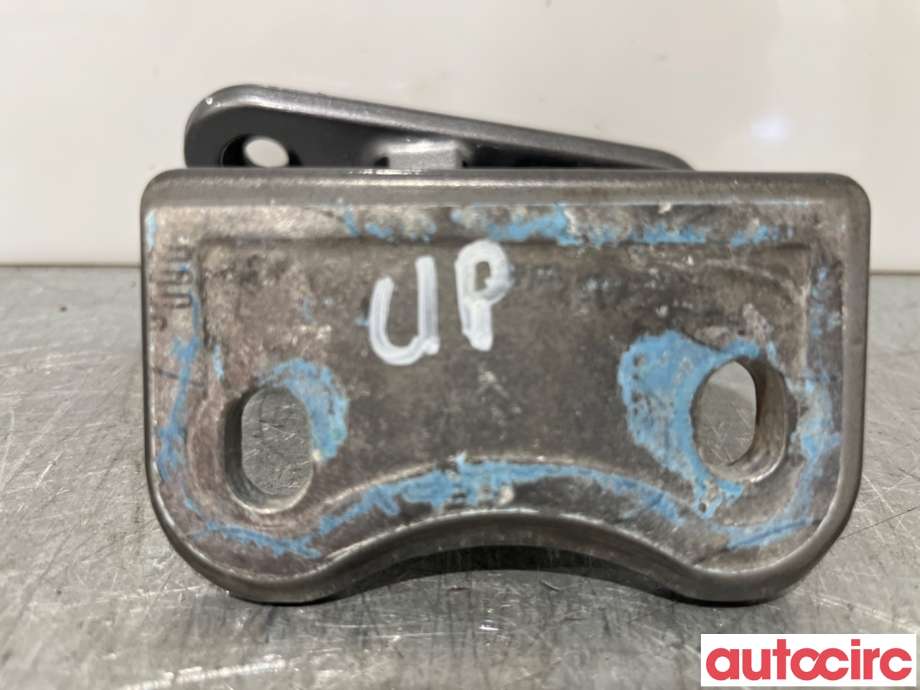 Hengsler til Mercedes CLA 2013-2019 (C117) (C117) (MERCEDES|A1767300637|)