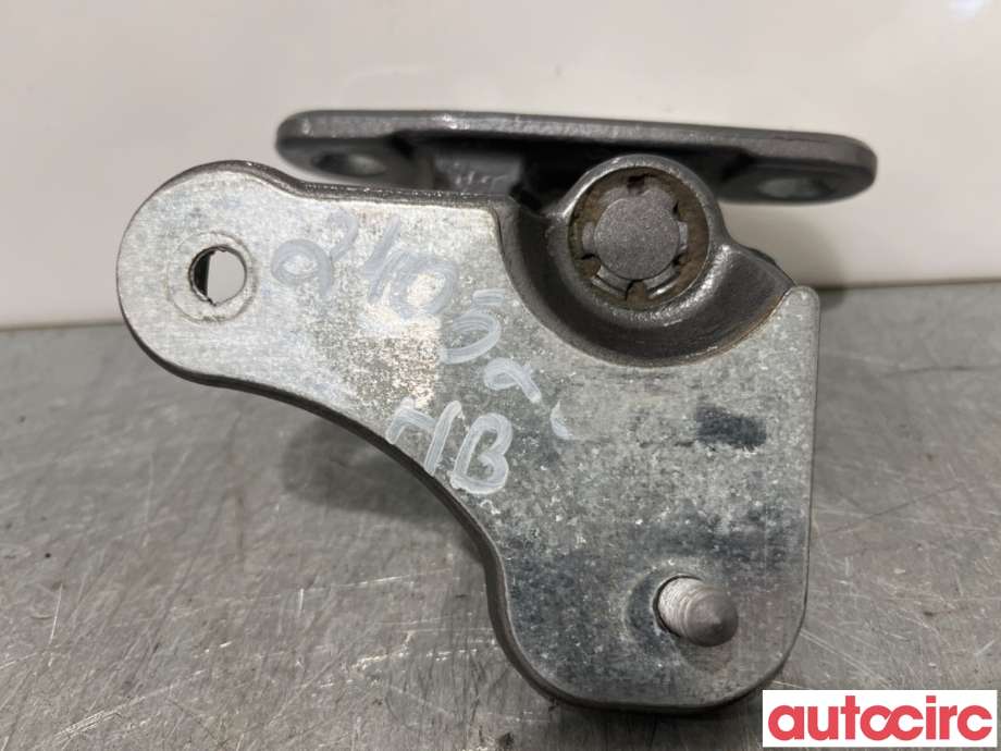 Hengsler til Mercedes CLA 2013-2019 (C117) (C117) (MERCEDES|A1767300437|)