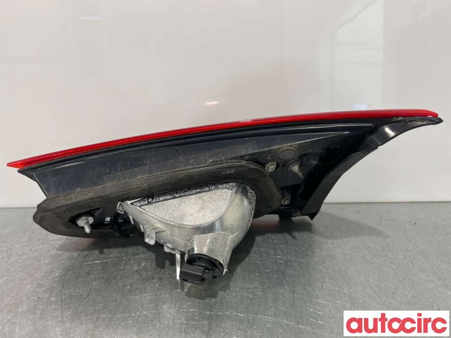 Baklykt venstre indre til Mazda 3 2013-2016 (Type III, Fase 1)  (MAZDA|BJF2-51-3G0D|)