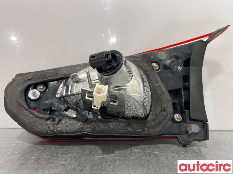 Baklykt venstre indre til Mazda 3 2013-2016 (Type III, Fase 1)  (MAZDA|BJF2-51-3G0D|)