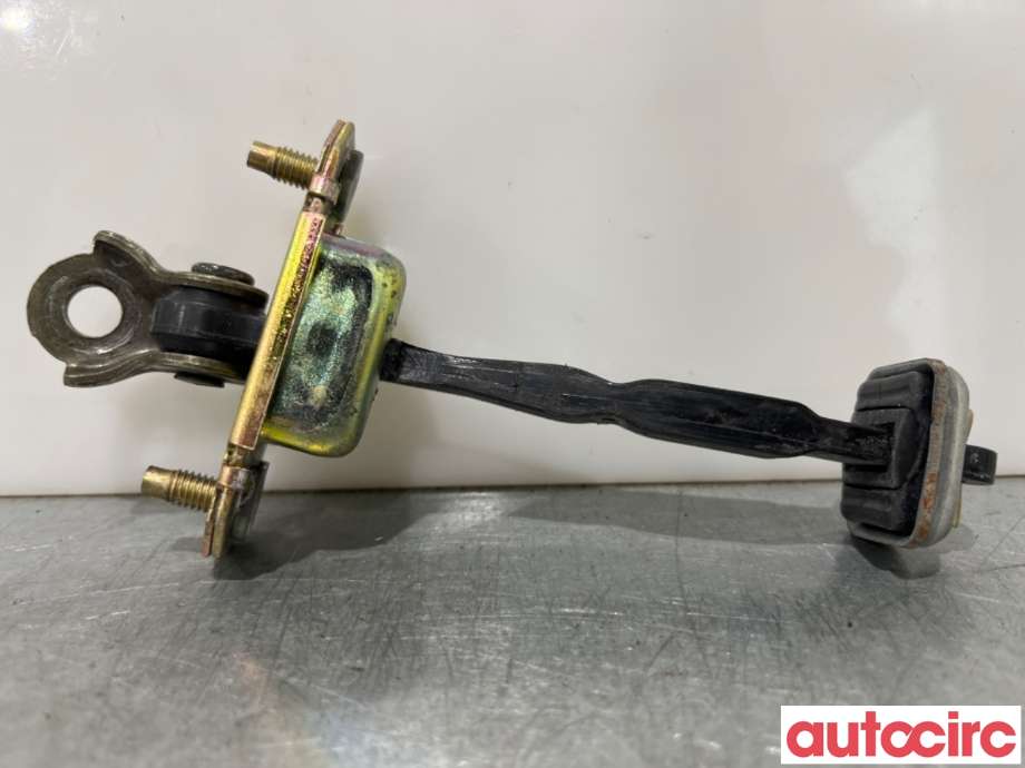 Dørstopper til Subaru Outback 2003-2007 (Type III, Fase 1) (SUBARU|63302FC001|63302FC003|63302FC002)