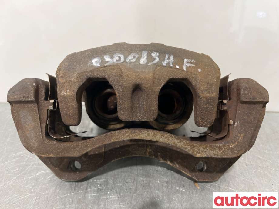 Bremsecaliper høyre foran til Mitsubishi Outlander 2015-->> (Type III, Fase 2)  (MITSUBISHI|MR370776|)