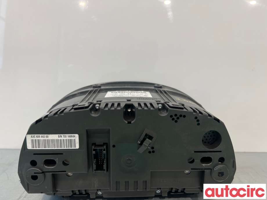 Dashbord diverse til BMW X1 2009-2015 (E84) (E84) (BMW|62109316127|700149564|9283840)
