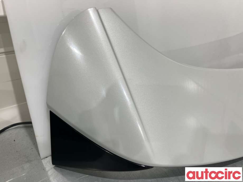Spoiler bakluke til Mazda CX-3 2015-2022  (MAZDA|D10E-51-960L|)
