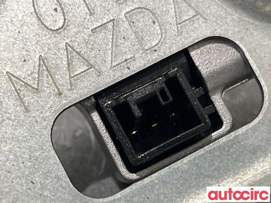 Viskermotor bakrute til Mazda CX-3 2015-2022  (MAZDA|D10E-67-450|)