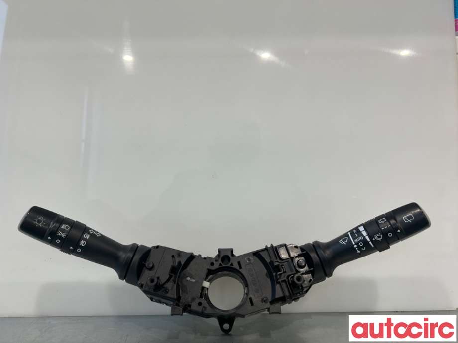 Bryter lys til Kia Sorento 2011-2015 Type II (KIA|934102P530AS||934102P530)