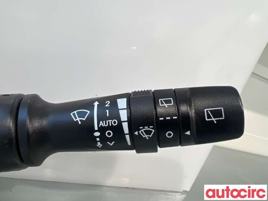Bryter lys til Kia Sorento 2011-2015 Type II (KIA|934102P530AS||934102P530)