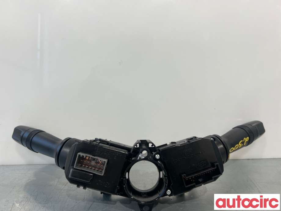 Bryter lys til Kia Sorento 2011-2015 Type II (KIA|934102P530AS||934102P530)