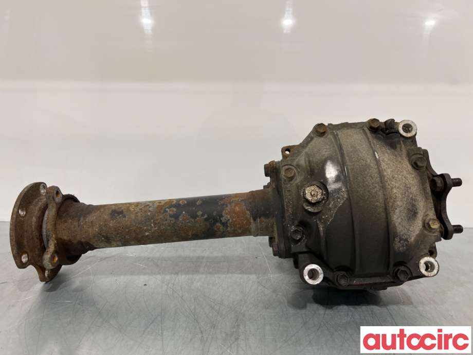 Kardang til Toyota Hiace 2001-2006 (Fase 2)  (TOYOTA|4111026570|)