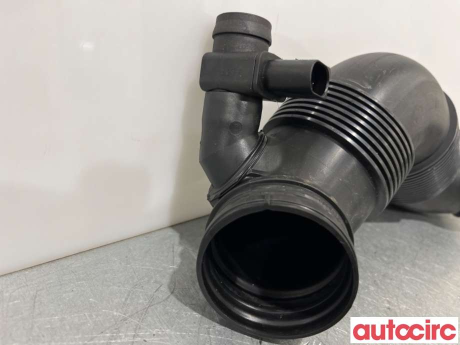 Luftslange innsug til VW Golf VI 2008-2012  (VOLKSWAGEN|3C0129654AG|)