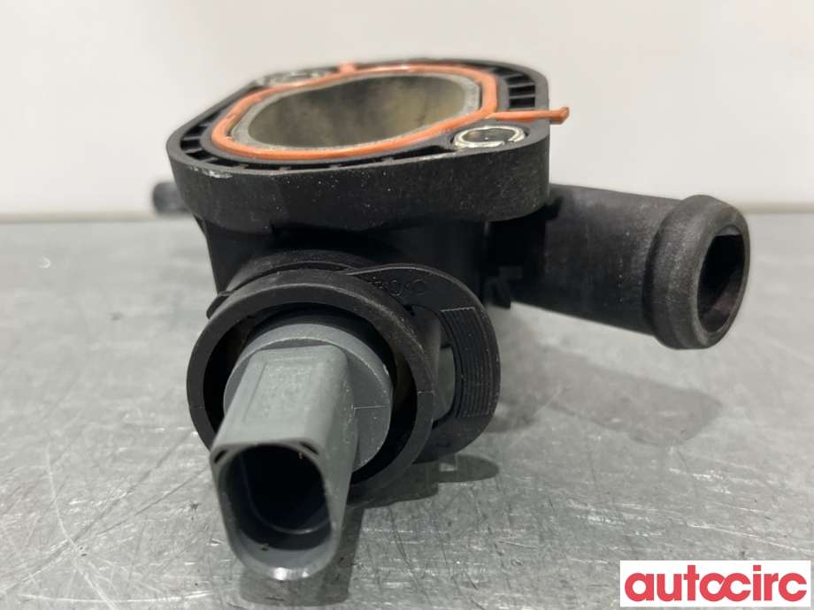 Termostathus til VW Golf VI 2008-2012  (VOLKSWAGEN|03L121132AA||03L121131AA)