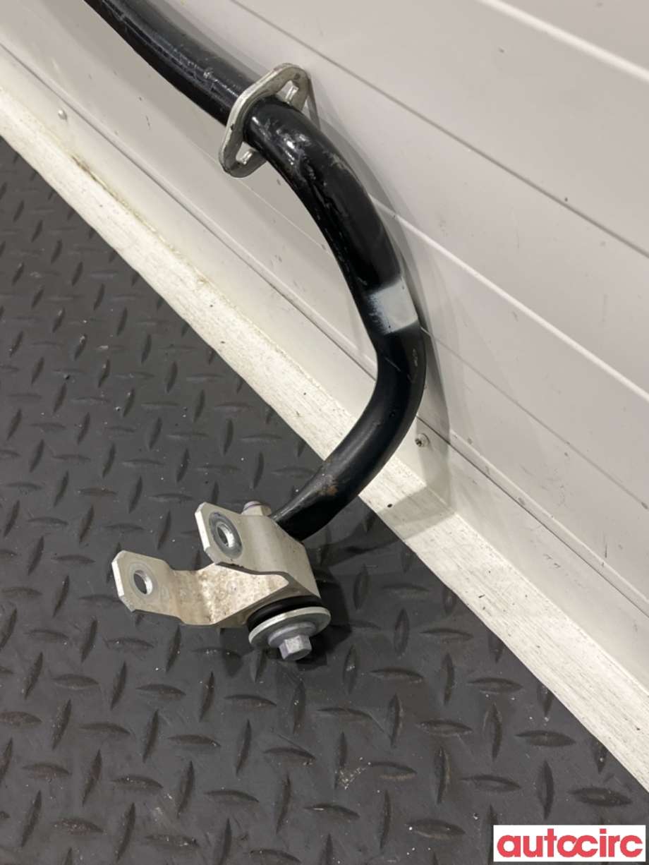 Stabilisatorstag bak til Toyota Yaris Cross (SUV) 2021-->>  (TOYOTA|4881252110|)