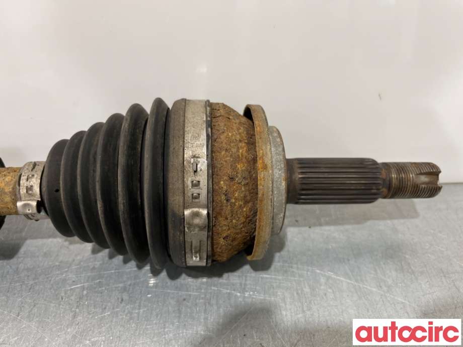 Drivaksel venstre foran til Toyota Avensis 2009-2015 (Type III, Fase 1)  (TOYOTA|4342005400|)