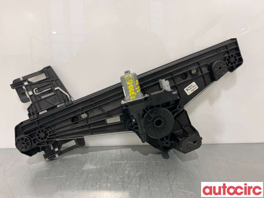 Ruteheis høyre bak til Peugeot 2008, 2019-->> (Type II)  (PEUGEOT|9830002480)