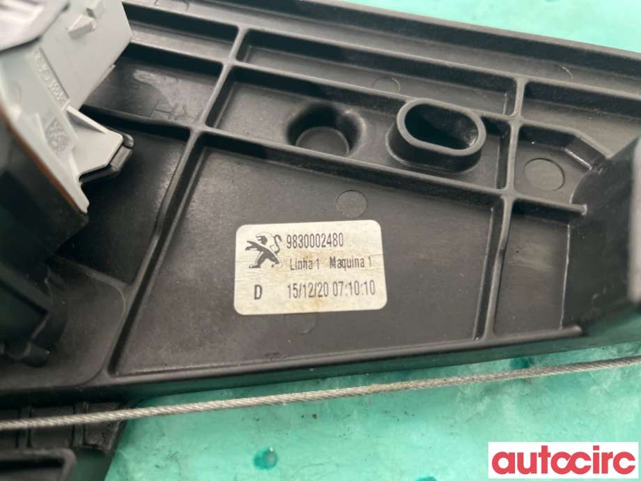 Ruteheis høyre bak til Peugeot 2008 2019-->> (Type II)  (PEUGEOT|9830002480|)