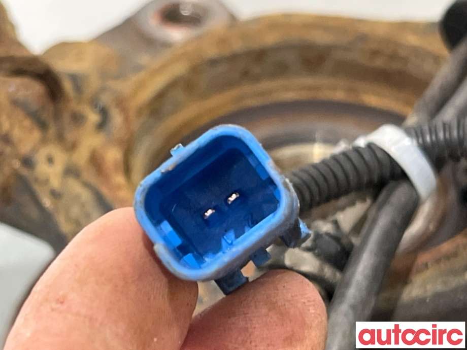 Hjulspindel høyre foran til Peugeot 208 2012-2019 (Type I)  (PEUGEOT|1607557580|)