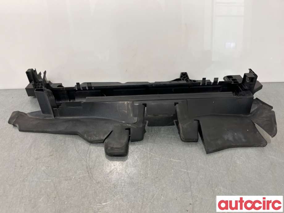 Diverse deler til Mercedes Vito 2014-->> (W447) (W447) (MERCEDES|A4475040200|)