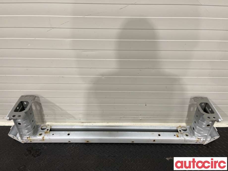 Støtfangerforsterkning foran til Toyota Avensis 2009-2015 (Type III, Fase 1)  (TOYOTA|5202105051|)