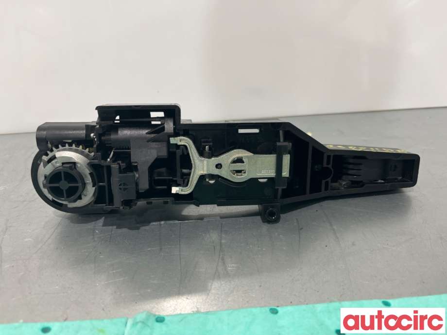 Dørhåndtak utv høyre foran til Renault Kangoo 2008-2021 (Type II)  (RENAULT|7701478188||8200497590)