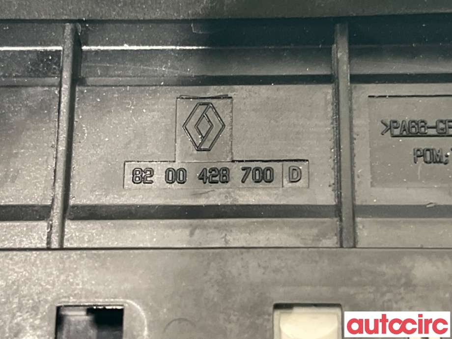 Diverse deler til Renault Kangoo 2008-2021 (Type II)  (RENAULT|8200428700|)