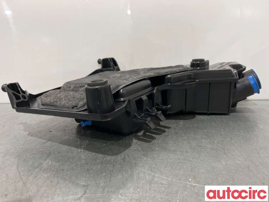 Diverse deler til Mercedes Vito 2014-->> (W447) (W447) (MERCEDES|A6540105604|)