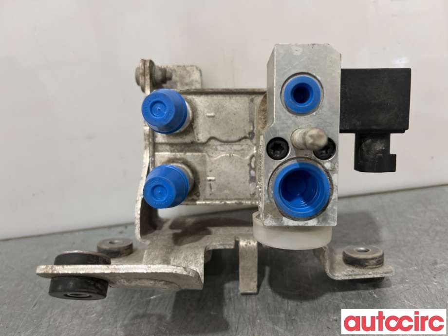 Diverse deler til Ford Transit Courier 2018-2023 (Type I, Fase 2) (FORD|2534055||LK21-10C708-AA)