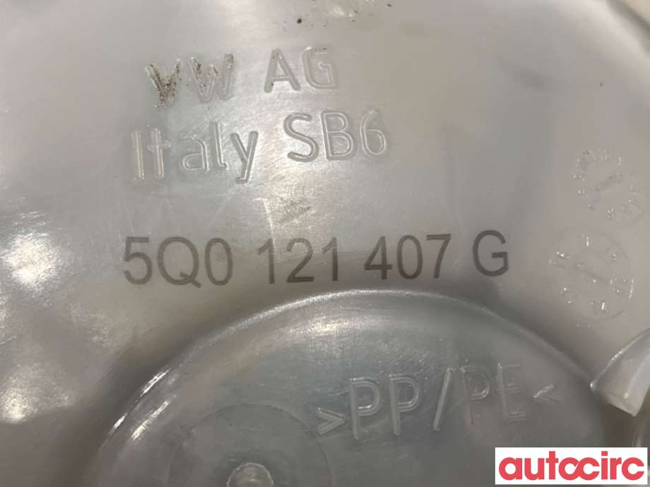 Ekspansjonstank til Škoda Octavia 2013-2016 (Type III, Fase 1)  (SKODA|5Q0121407G||5Q0121407M)