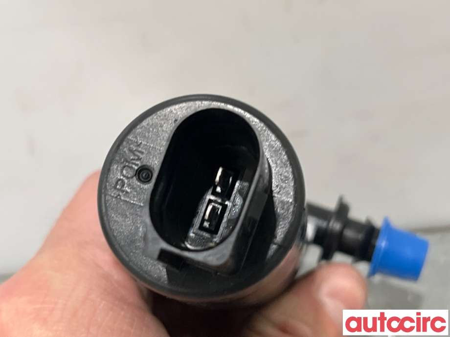 Spylerpumpe til Škoda Octavia 2013-2016 (Type III, Fase 1) (SKODA|6R0955681|)