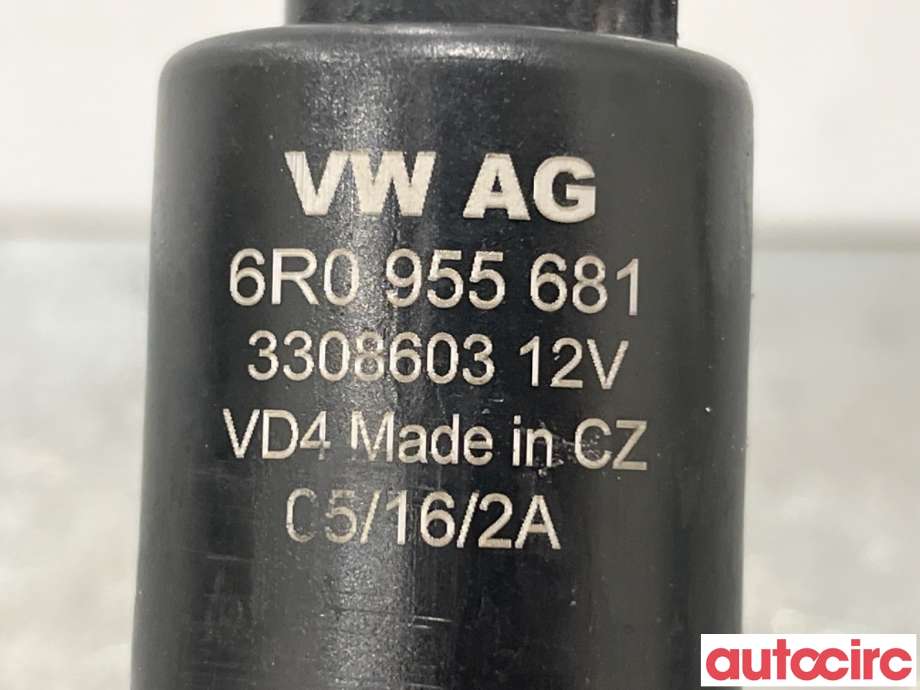 Spylerpumpe til Škoda Octavia 2013-2016 (Type III, Fase 1) (SKODA|6R0955681|)