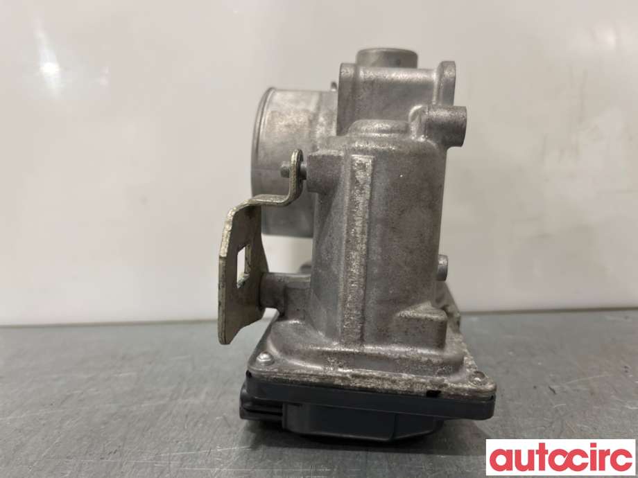 Spjeldhus til Mazda 2 2015-2019 (Type III, Fase 1)  (MAZDA|P501-13-640||P50113640)