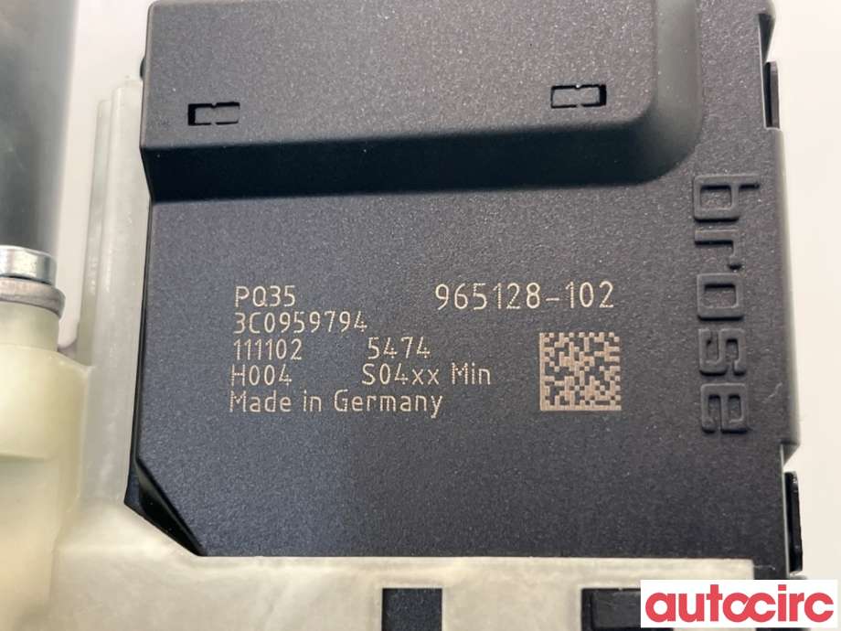 Ruteheis høyre bak til VW Passat 2011-2015 (B7) (B7) (VOLKSWAGEN|3C0959704|974234-308|3AA959704B)