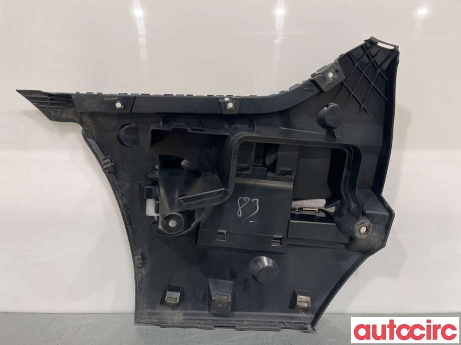 Diverse deler til BMW 5-Serie 2010-2017 (F10/F11) (F10/F11) (BMW|51127184768|)