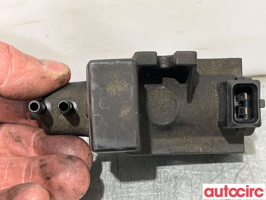 Vakuumventil til BMW X5 2000-2006 (E53) (E53) (BMW|11747796634|72279600|2247906)