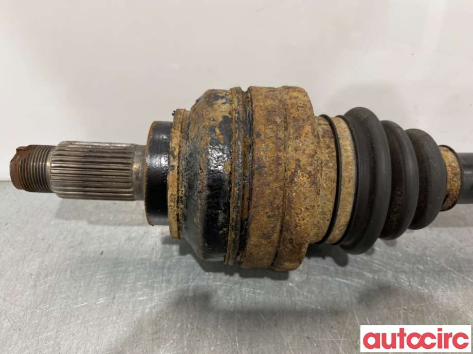 Drivaksel høyre bak til BMW X5 2000-2006 (E53) (E53) (BMW|33207500917||7500916)