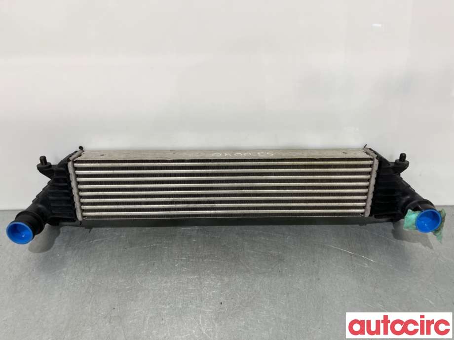 Intercooler til Fiat Tipo 2017-->>  (FIAT|51887954|8A9450000)