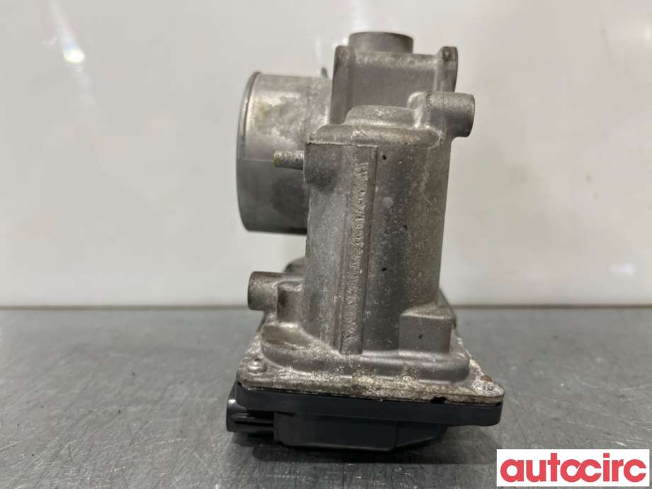 Spjeldhus til Mazda 2 2015-2019 (Type III, Fase 1) (MAZDA|P501-13-640||P53N13640)