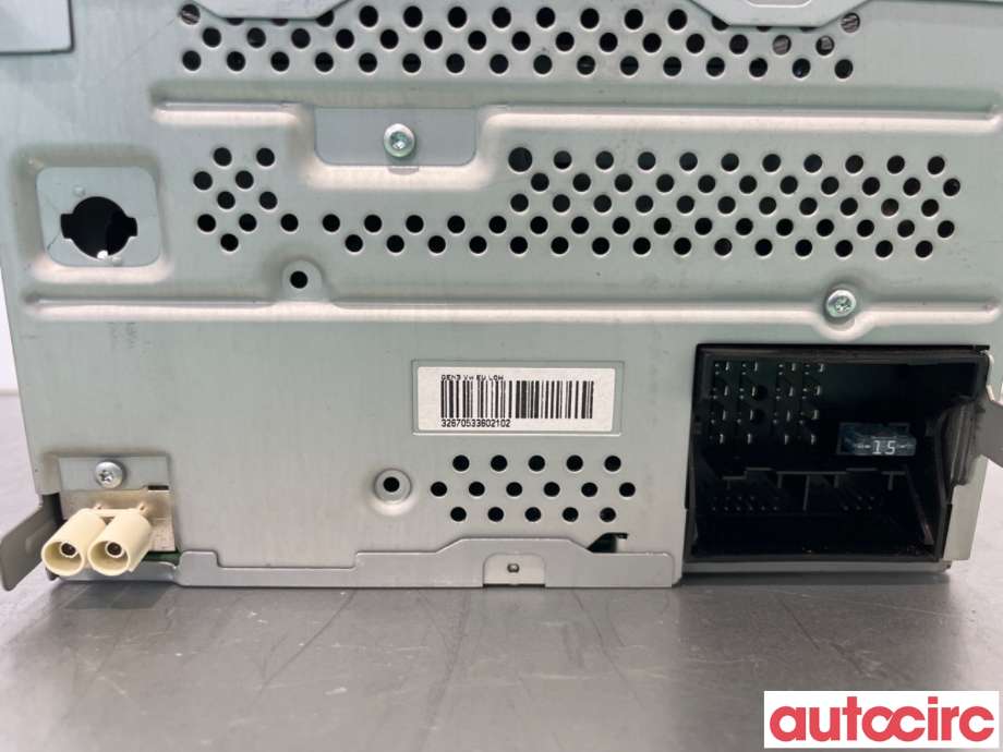 Bilstereo til VW Amarok 2010-2016 (Type I, Fase 1)  (VOLKSWAGEN|1K0057187NX|28364608|1K0035186AN)