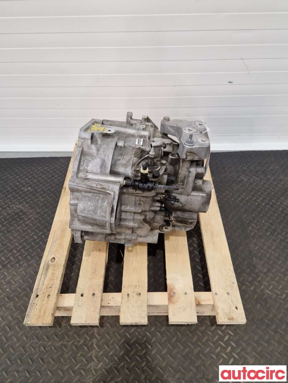 Girkasse manuell 6-trinn til VW Passat 2011-2015 (B7) (B7) (VOLKSWAGEN|02Q300013P|NFV|02Q300013PX)