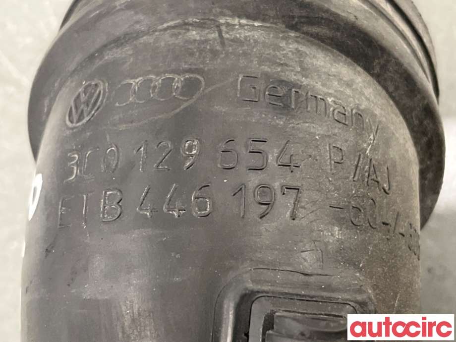 Luftslange innsug til VW Caddy 2004-2010 (Type III, Fase 1) (VOLKSWAGEN|3C0129654P|)