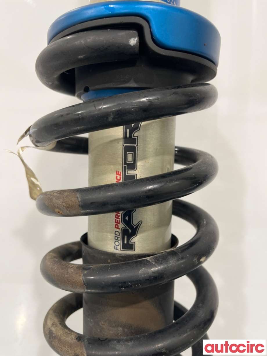 Fjærbein høyre foran til Ford Ranger / Ranger Raptor 2015-2022  (FORD|2445613||JB3C-18045-BAD)